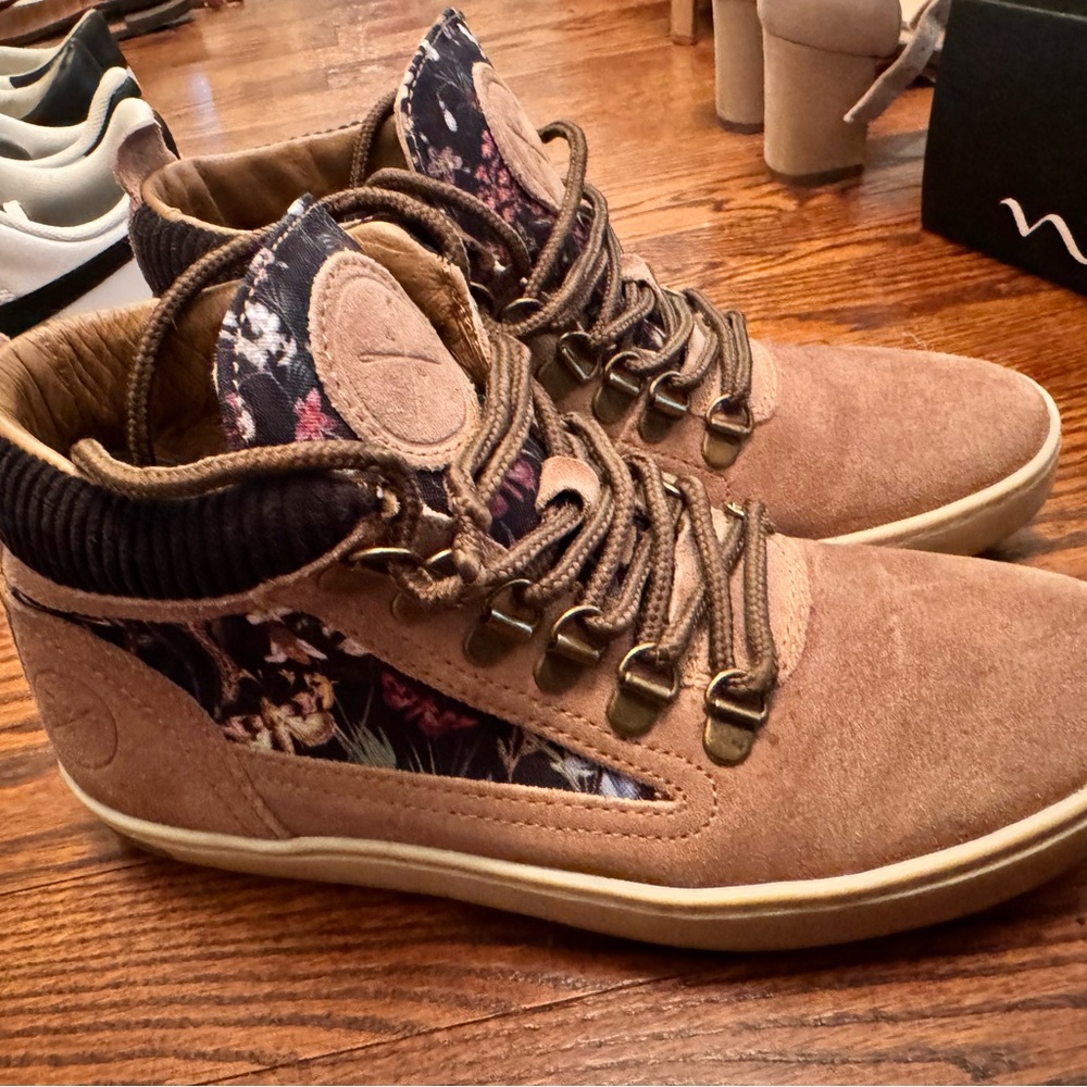 Inka Hiking Boots